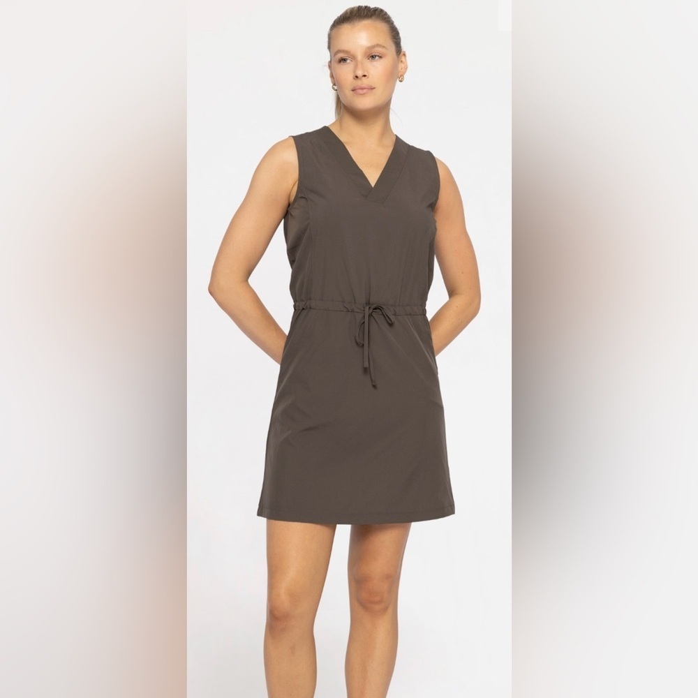 Mono B Black Athletic Dress Size L NWT